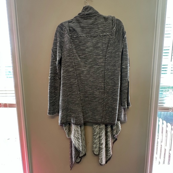 Cozy Free People Gray Asymmetrical Cardigan Sweater XS - Picture 5 of 5